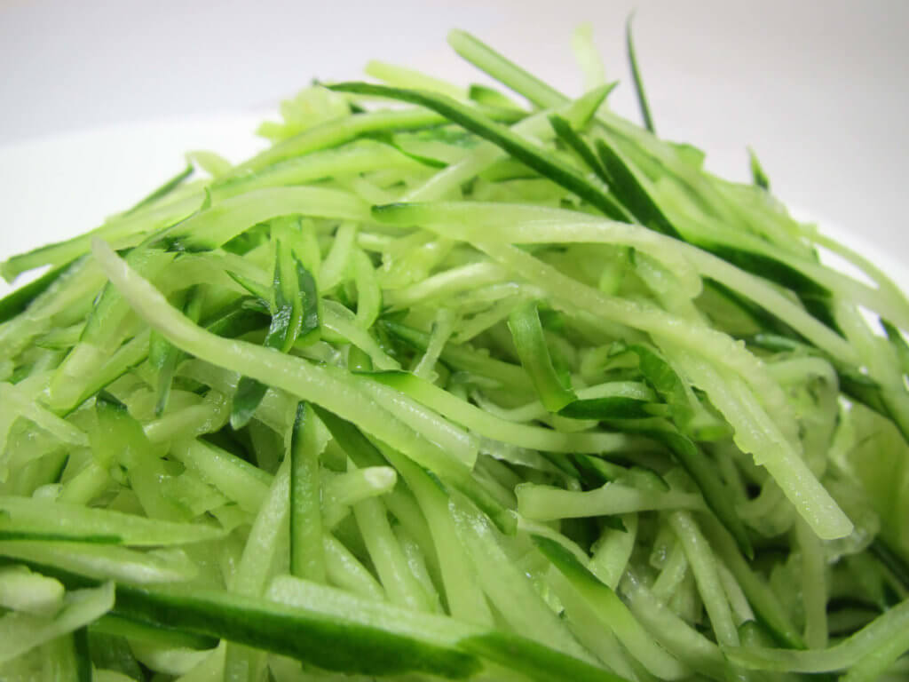 きゅうりの細切り